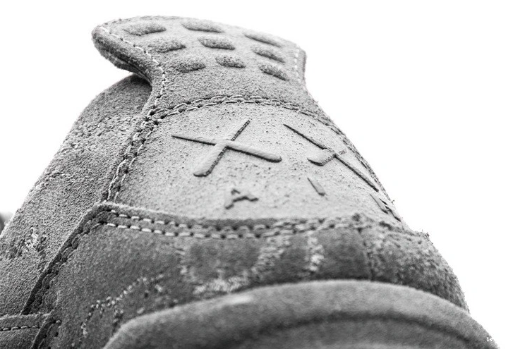 930155-003 Air  4 Kaws Retro Jordan 1011